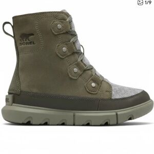 Sorel women Tan and Gray Boots